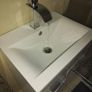 Bathroom sink Image 3