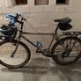 giant bike. Image 3
