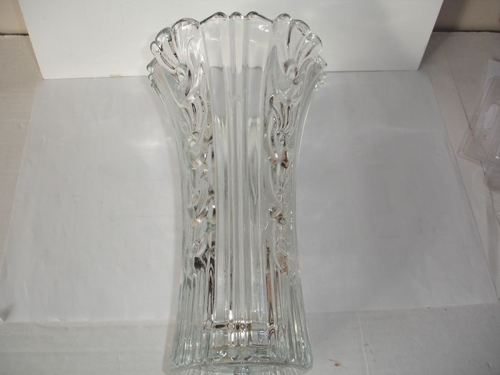 Elena Borgonovo Tall/Heavy Clear Glass Vase Italy 10 inches