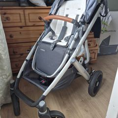 Pushchair / Pram Uppa baby vista v2
