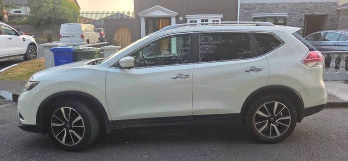 171 Nissan Xtrail 7 Seater High Spec