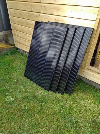 Ecoflow Solar Panel Bundle with Brackets