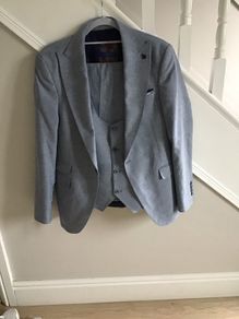 Travis mens 3 piece suit 38 slim fit