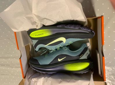 Nike Vomero 18 Gtx New Uk7.5