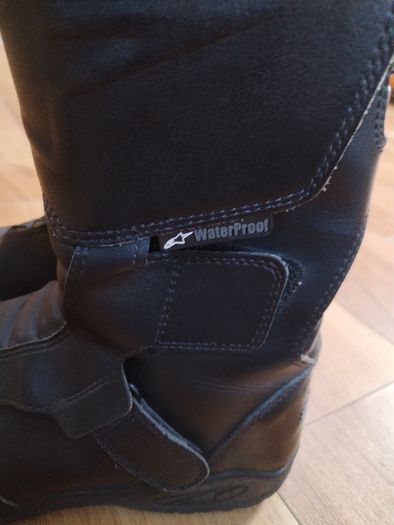 Motorbike boots