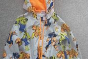 NEW.boy's rain jacket. Age6/7