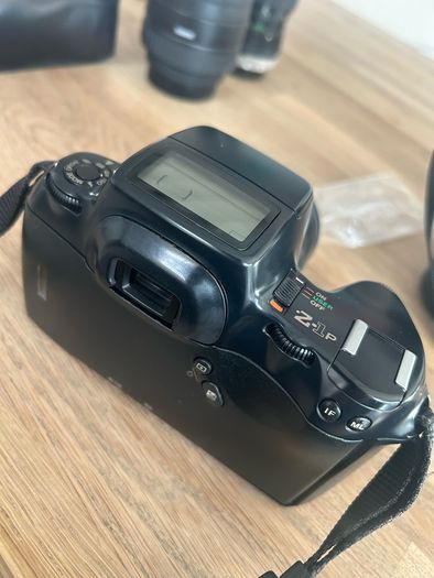 Pentax Z-1p. Autofocus 35mm SLR with lenses, Pentax AF500FTZ flash and accessories