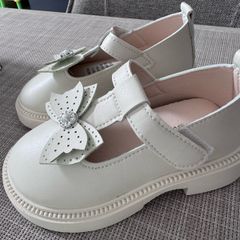 shoes girl