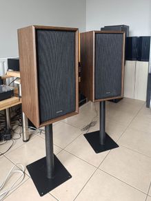 waltham stm 40 stereo audio bookshelf speakers Hifi like new  made in Ireland