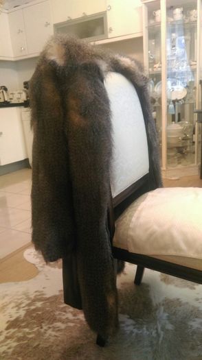 Fur leather coat.New.size 10