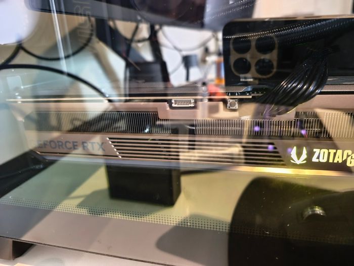 Zotac RTX 5080 AMP Extreme Infinity