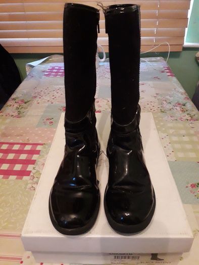 dubarru winter boots size 1.5 / 33