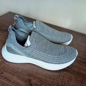 womens shoes trainers