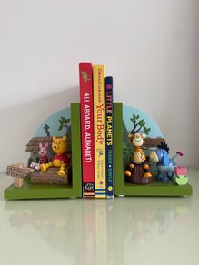 book holders for baby room Winnie The Pooh