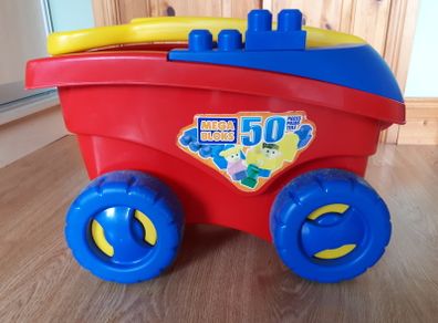 "Mega Blocks" Pull-up Truck