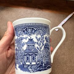 Churchill Willow Mugs