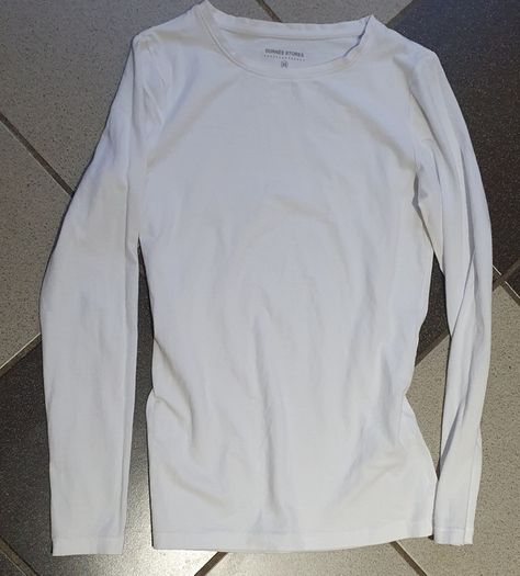 Size XS - A White Long Sleeved Tee - E