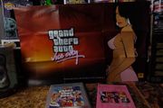 Grand Theft Auto ! Vice City ! PS2 ! Platinum ! With Poster ! 2003 ! by Rockstar !