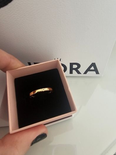 Pandora