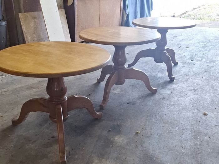 Selection of wooden coffee tables / chairs
