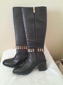 Black boots