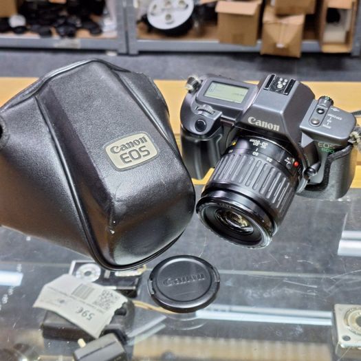 Canon EOS 600 35mm SLR Film Camera with Canon EF 35-80mm Zoom Lens