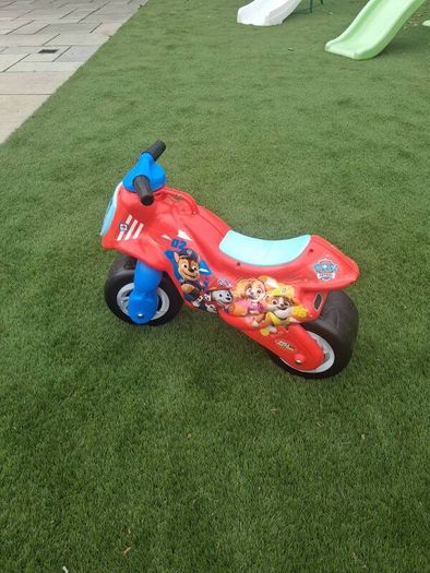 Paw Patrol Foot-to-Floor Ride-On Motorbike