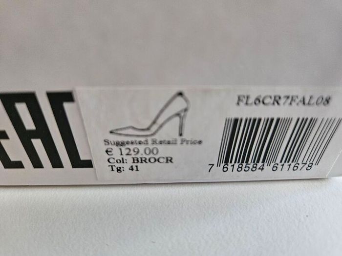 Guess Brown Logo-Print Court Shoes Brocr-Brown RRP 129e 6 UK & 7 UK NEW & BOXED perfect for Christmas party