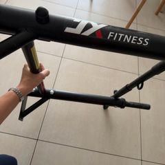 Pull up / Chin up bar