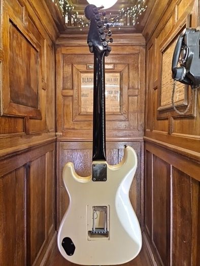 Fender Boxer Strat ST556 1984-87