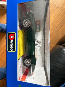 Bburago 1:18