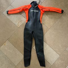 wetsuit