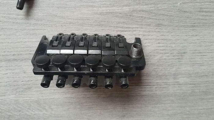Generic Floyd Rose Floating Trem Block