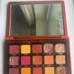 Natasha Denona Sunrise palette