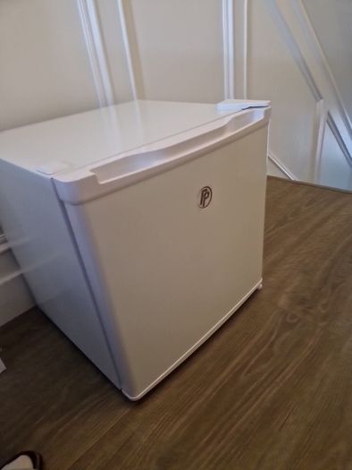 Mini fridge, new