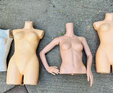 4 Female Mannequin Busts Sold As One Lot Clearance