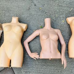 4 Female Mannequin Busts Sold As One Lot Clearance