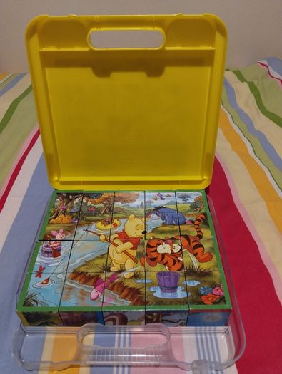 Disney Winnie the Pooh Cube Puzzles in case,