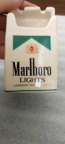 marlboro novelty ashtray,,buyer collects or pays postage, sold as seen, see pictures for condition,