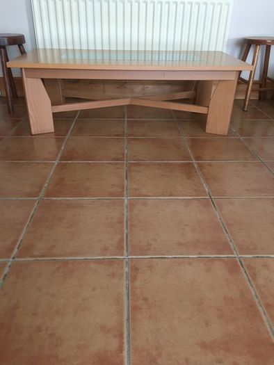 Coffee table large with glass centre in great condition.