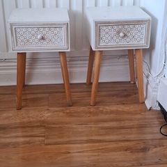 2 side tables