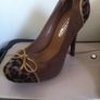 New in Box..Brown/Camel Court High Heel Shoe with Leapord Print (Size 5) Image 5