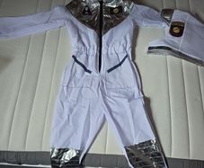 Halloween astronsut costume