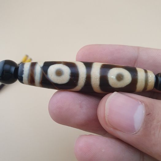 Vintage 3 Eyes Himalayan Tibetan Agate Dzi Bead Amulet