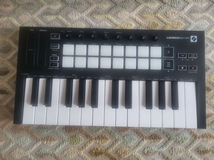 Novation Launchkey Mini Mk3