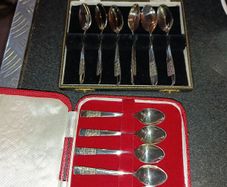 Silver plated spoon sets in original box