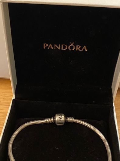 Pandora Moments Barrel Clasp Snake Chain Bracelet