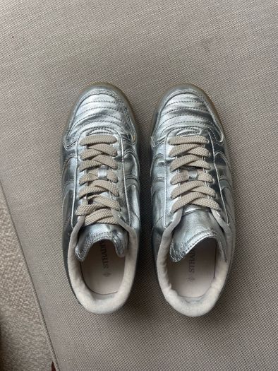 Silver trainers size 4 / EU 37