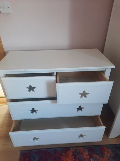 Kids drawer