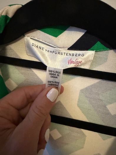 Diane Van furstenburg top